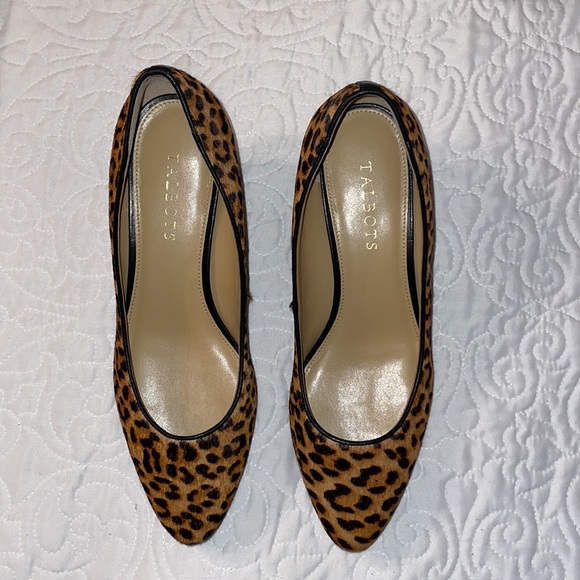 Talbots size 8M Laney wedges calf hair - Picture 3 of 17